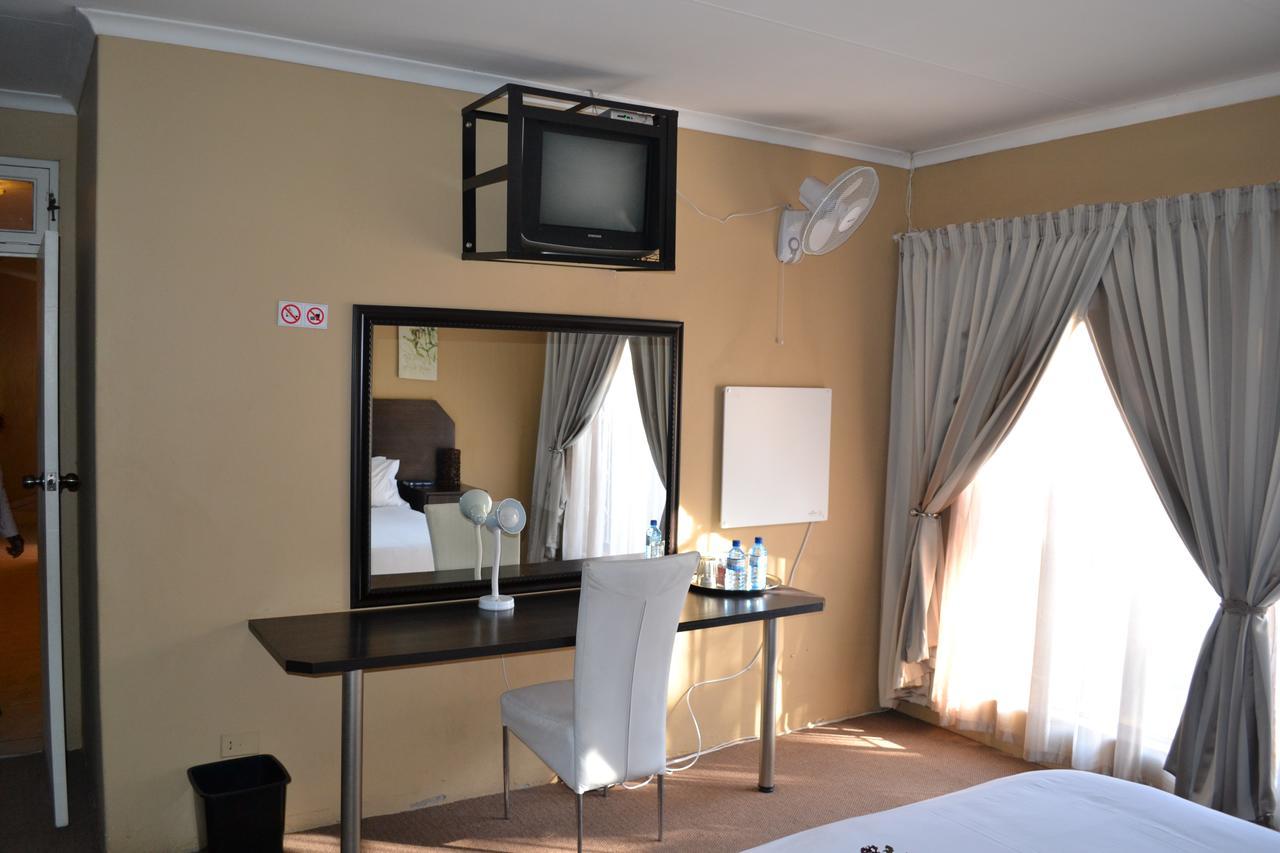 Oasis Of Life Guest House Witbank Dış mekan fotoğraf