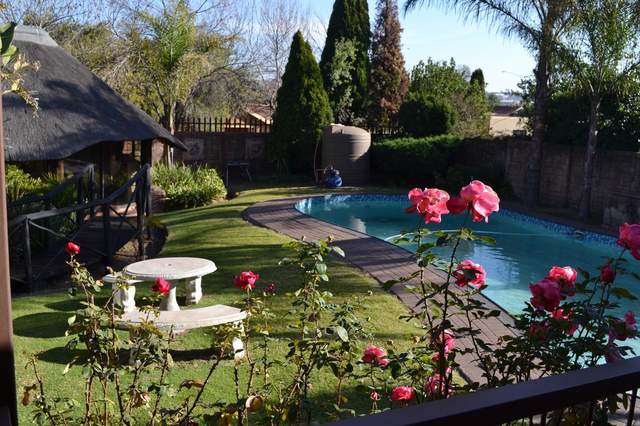 Oasis Of Life Guest House Witbank Dış mekan fotoğraf